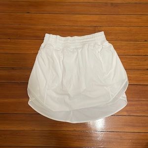 white lululemon skirt